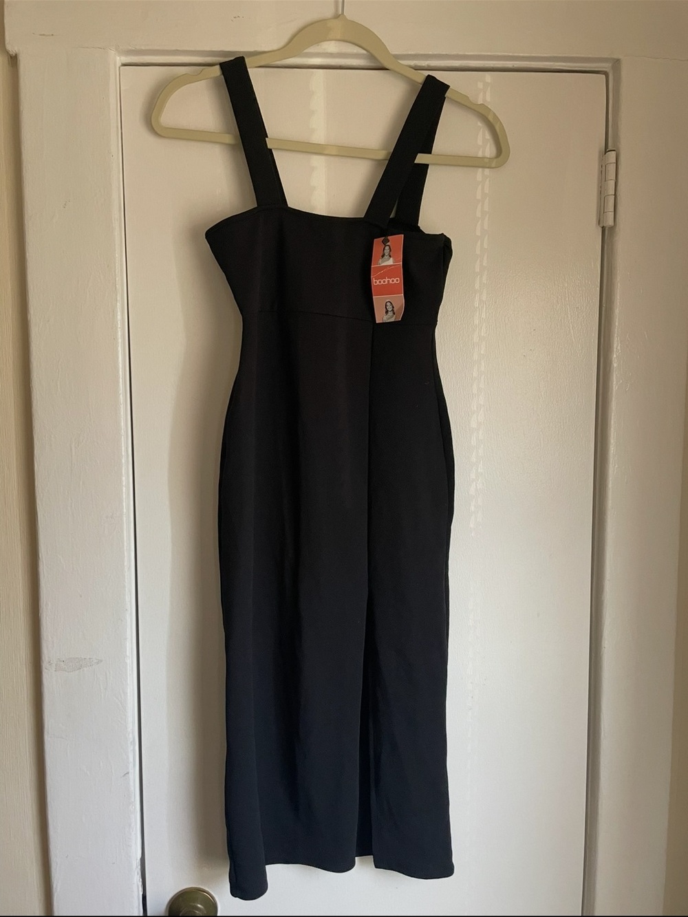 Boohoo Black Square-Neck Maxi Dress size 4 NWT
